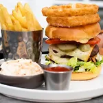 The Brown Horse Winster