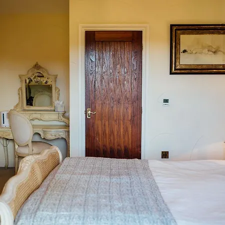 Inn The Brown Horse 3*