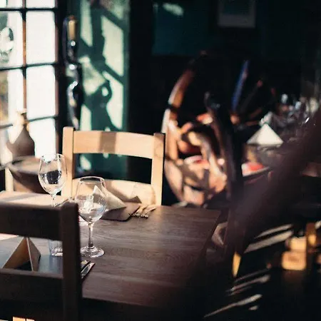 The Brown Horse Inn