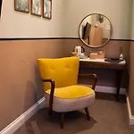 Мини-отель The Brown Horse 3*