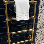 The Brown Horse Мини-отель