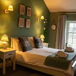 The Brown Horse Мини-отель 3*